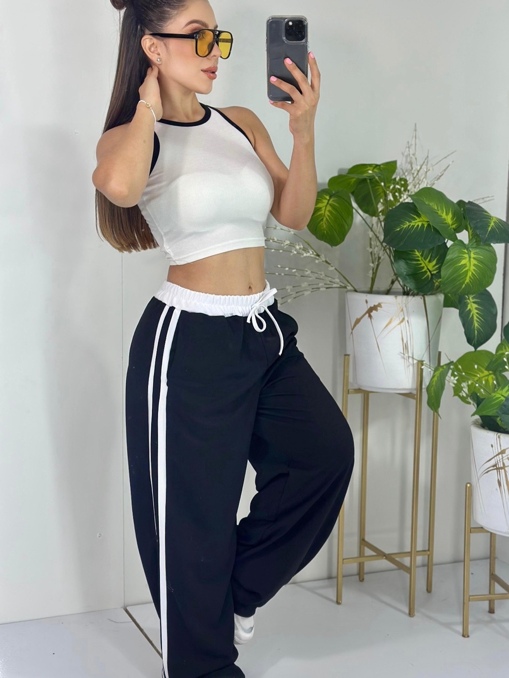 Black & White Athletic Wide-Leg Joggers - Women's Pants S/M